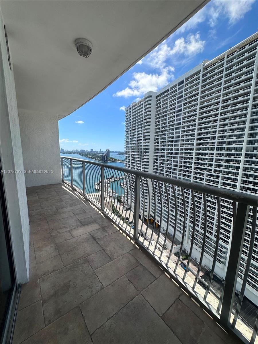 1750 N Bayshore Drive 2406 — photo 5