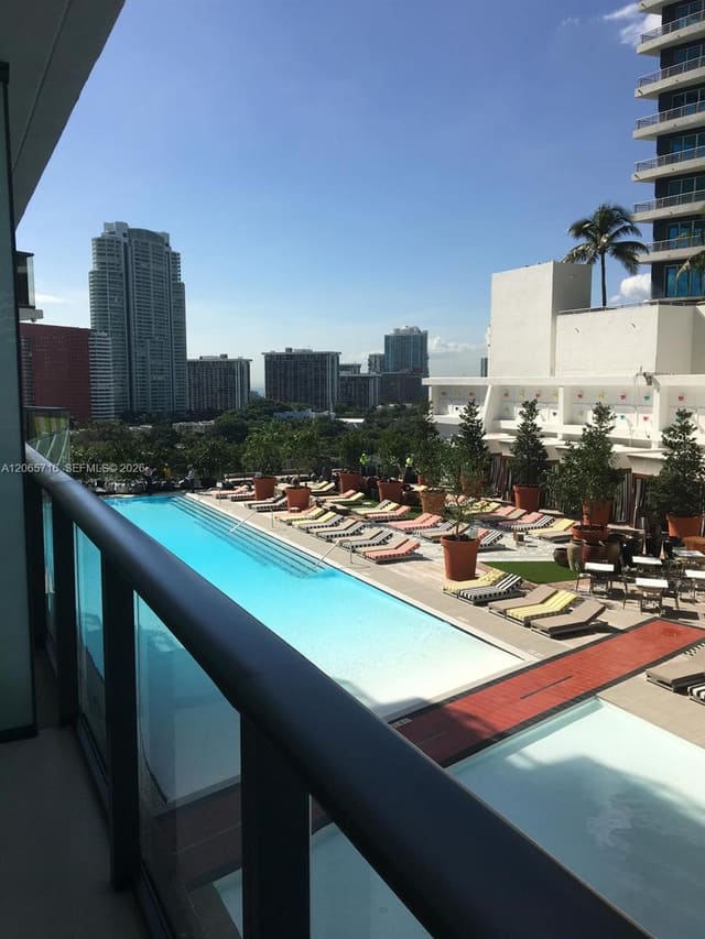 1300 S Miami Avenue 1008, 1300 S Miami Avenue, Miami, FL