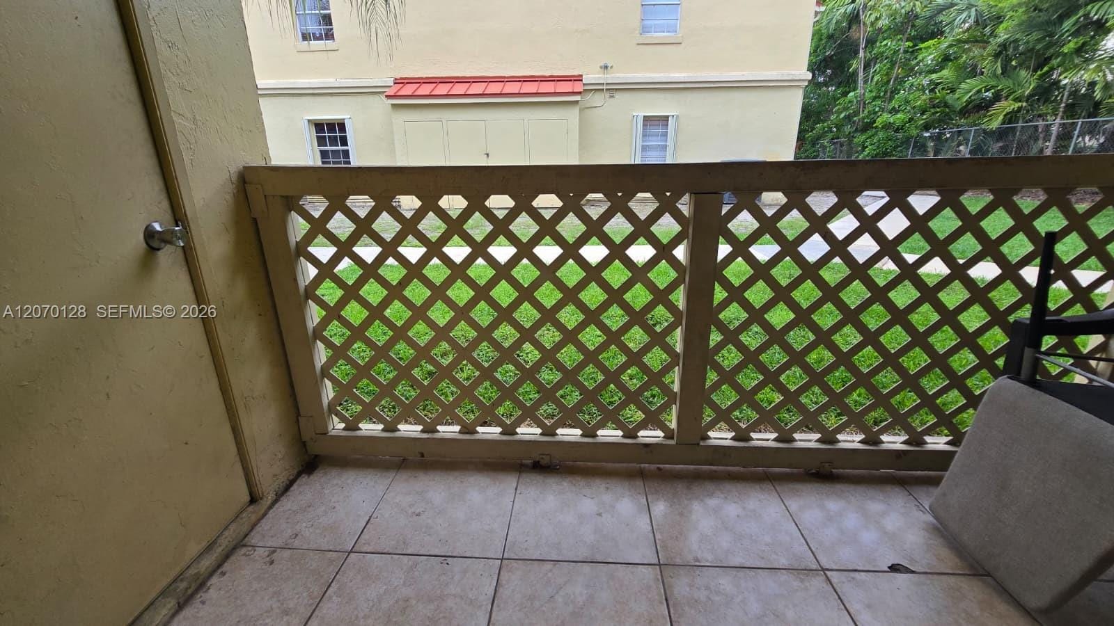 18332 NW 68th Avenue H, Hialeah, FL 33015 photo 15
