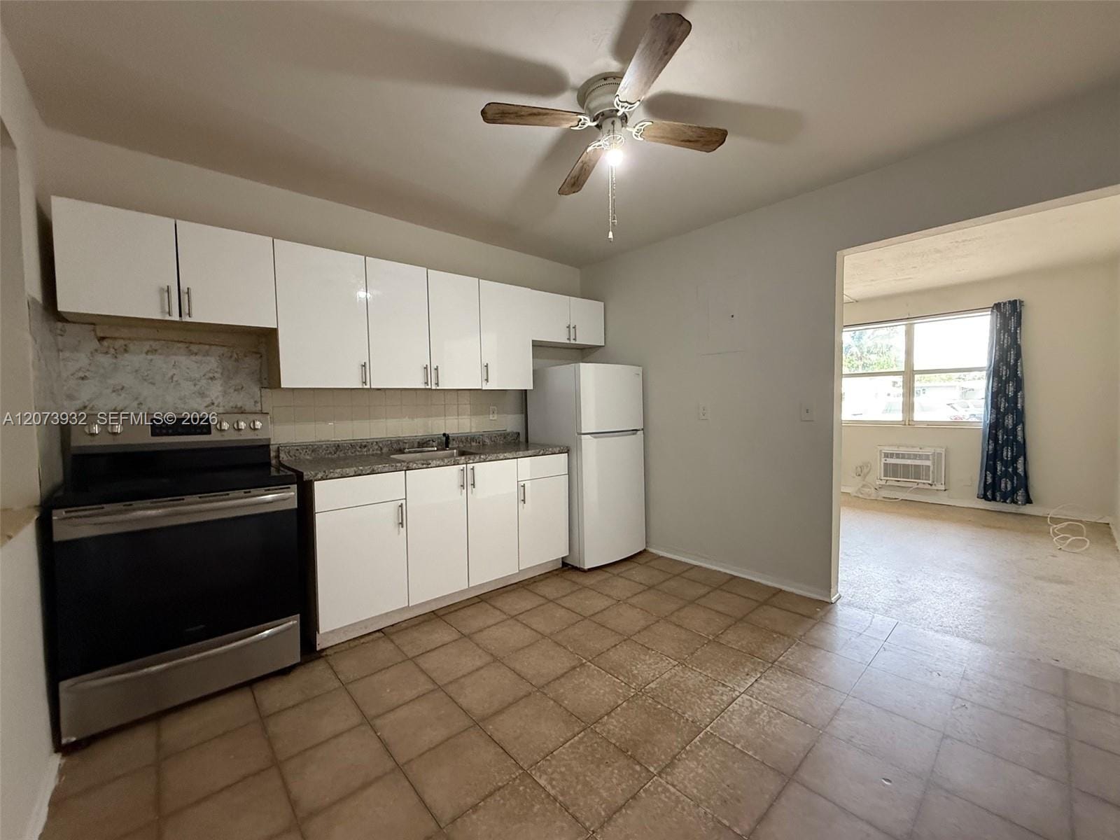 900 SW 5th Street 2, Hallandale Beach, FL 33009
