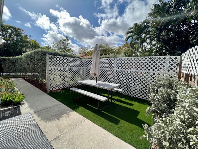 361 SW 20th Road B, Miami, FL 33129
