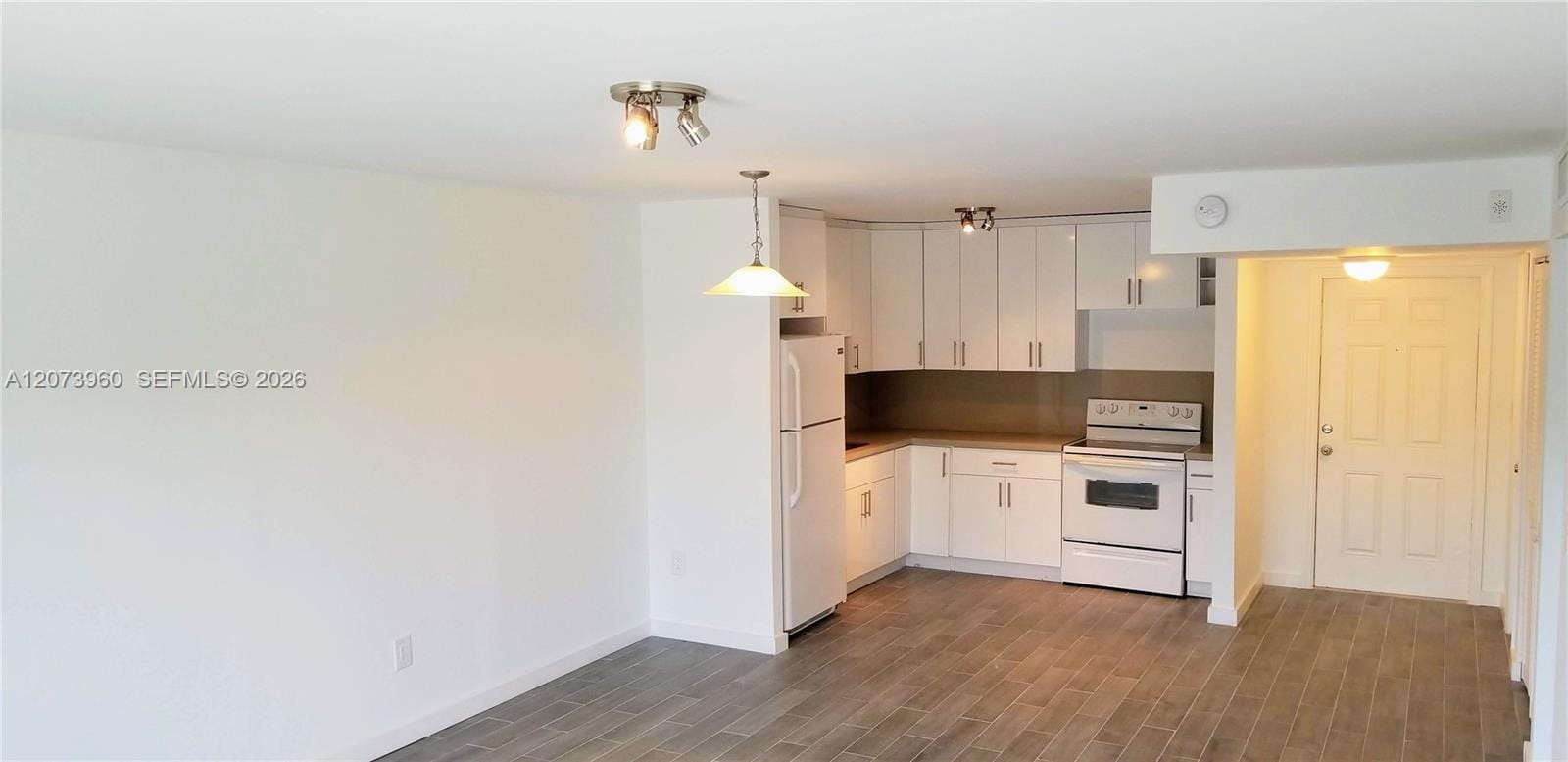 15205 NE 6th Avenue D204, Miami, FL 33162