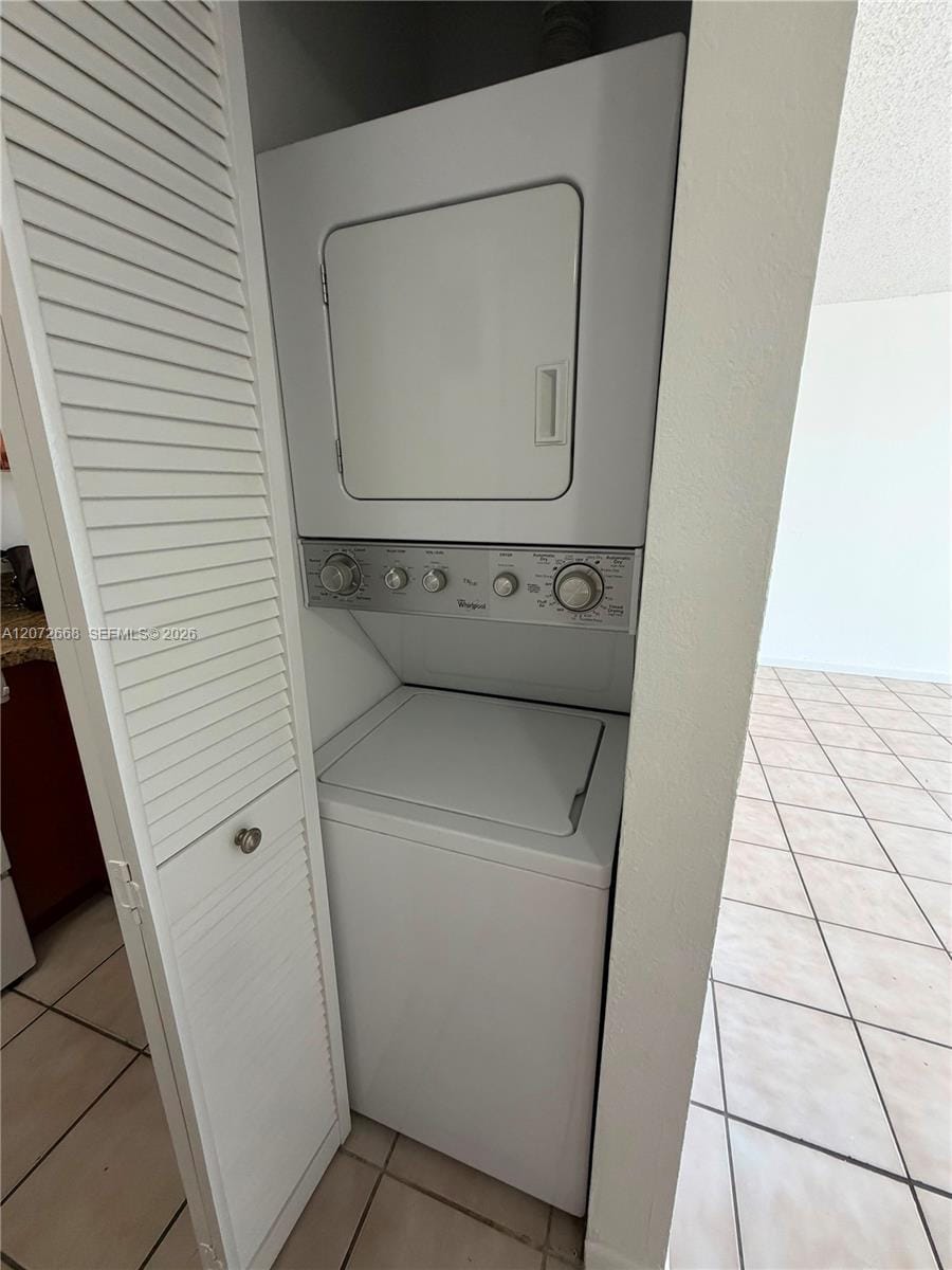 8145 NW 7th Street 406 — photo 12