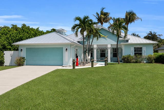 10831 SE Pinegrove Street, sold in ZIP 33469, Tequesta, FL