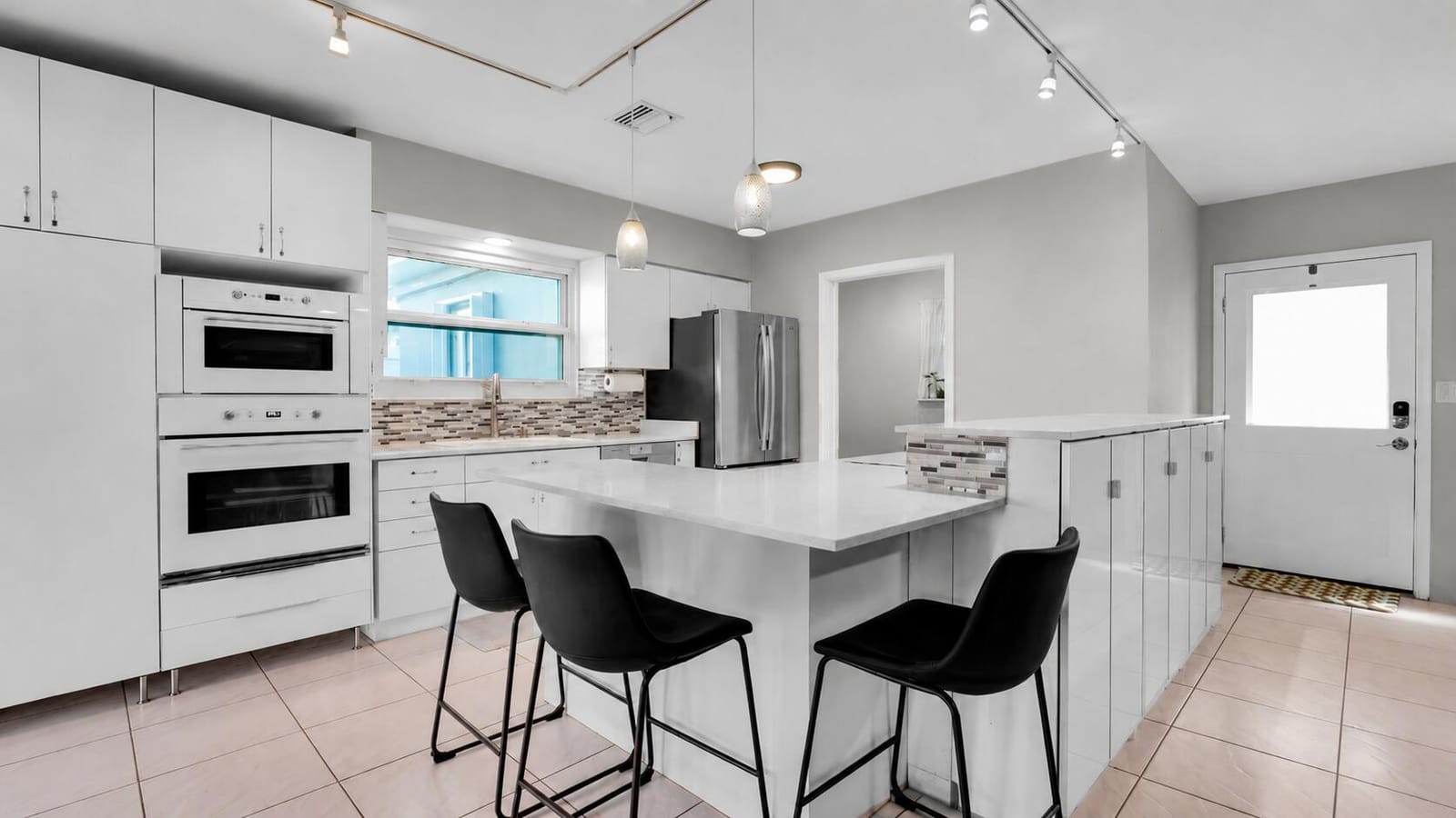 935 Nautilus Isle — photo 7