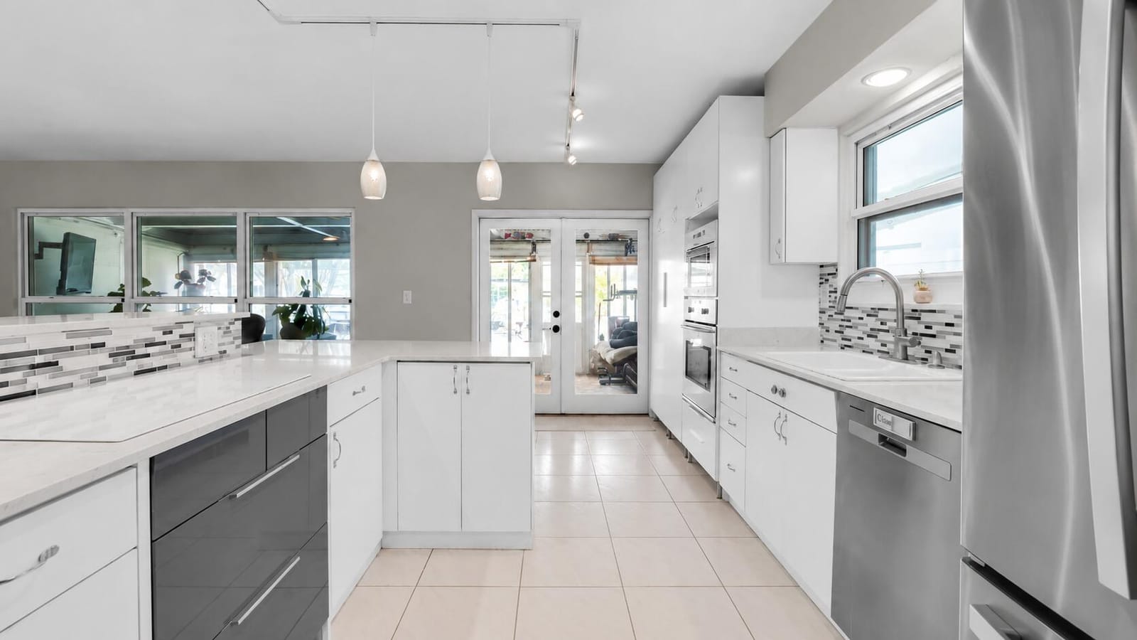 935 Nautilus Isle — photo 9