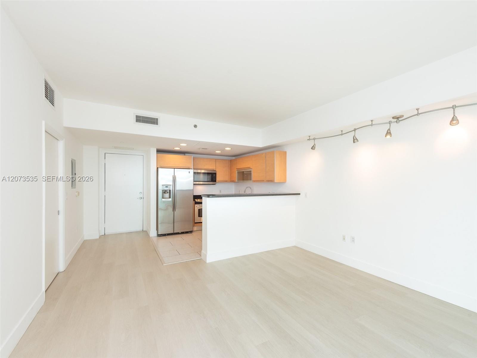 951 Brickell Avenue 2709 — photo 4