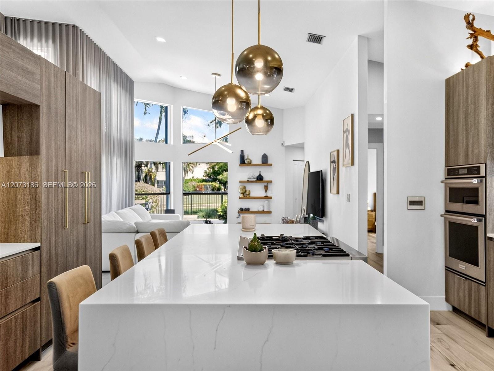 719 Crystal Court — photo 5