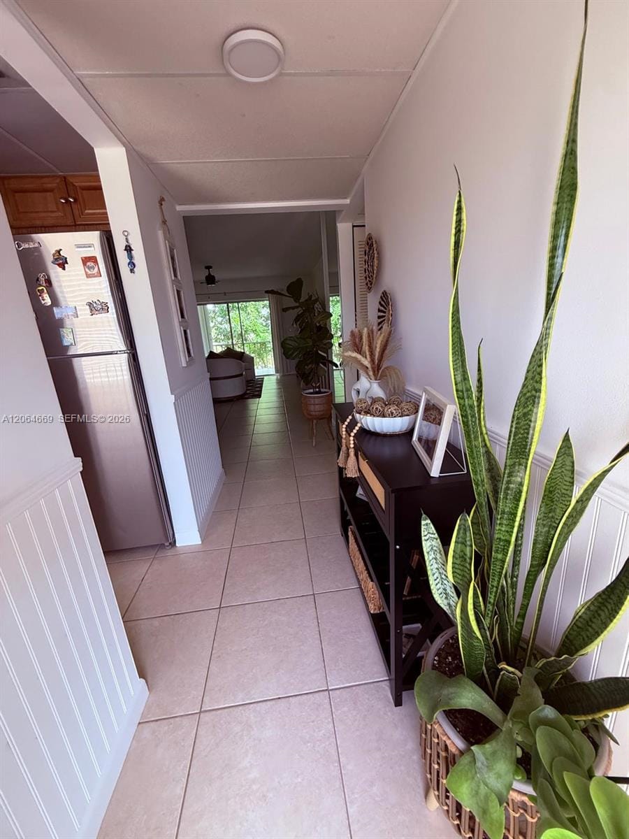 1055 Country Club Drive 402 — photo 2