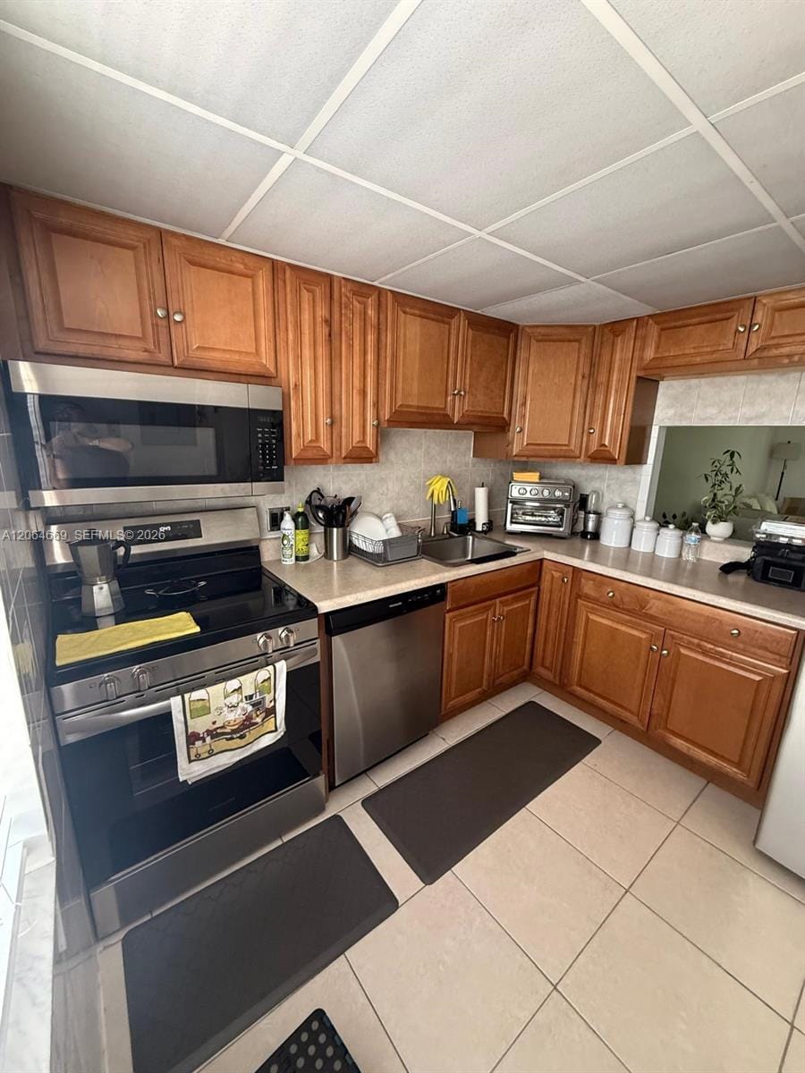1055 Country Club Drive 402 — photo 7