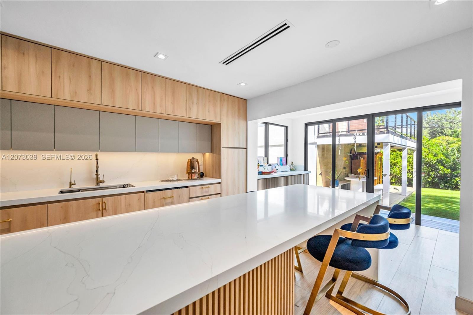 835 NE 120th Street — photo 11