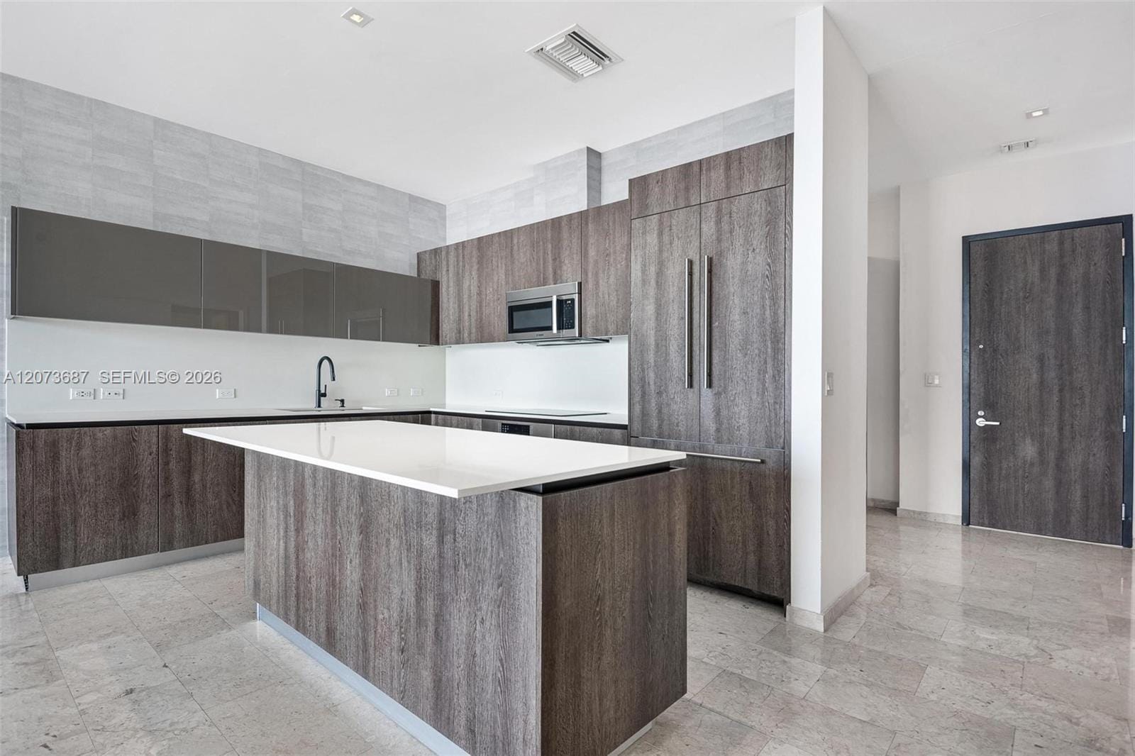 88 SW 7th Street 4004, Miami, FL 33130 photo 13