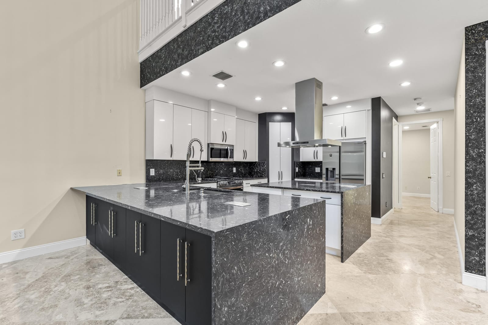 6966 Great Falls Circle — photo 9