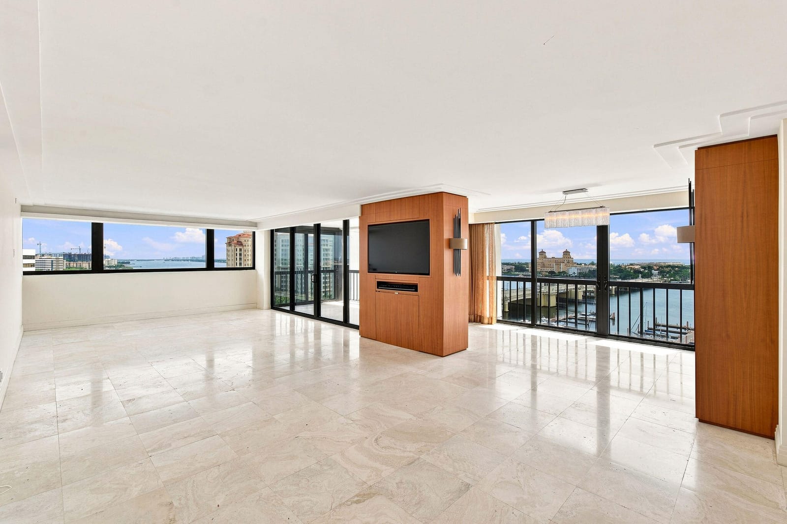 400 N FLAGLER Drive 1701 — photo 3