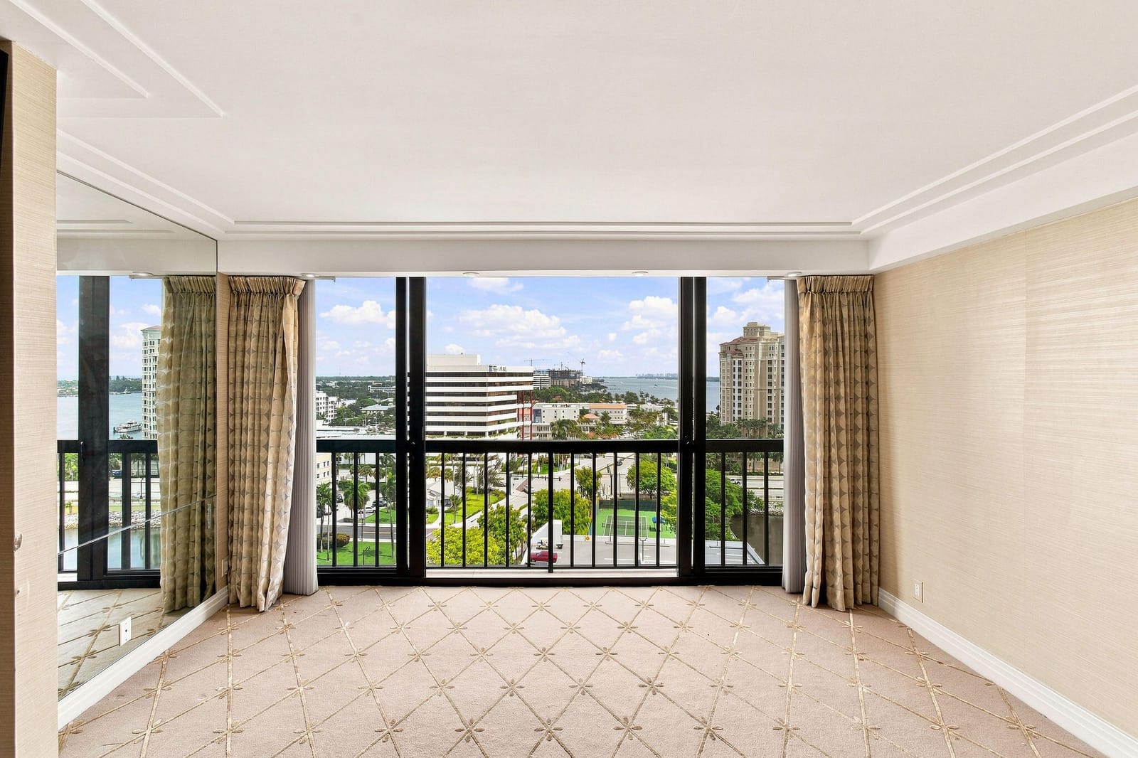 400 N FLAGLER Drive 1701, West Palm Beach, FL 33401 photo 22