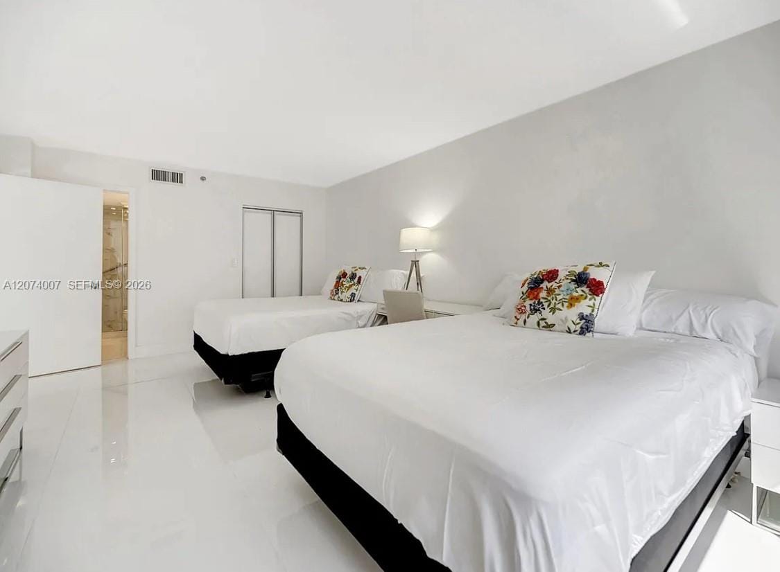 540 Brickell Key Drive 919 — photo 7