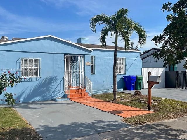 2645 SW 33rd Avenue, Miami, FL 33133