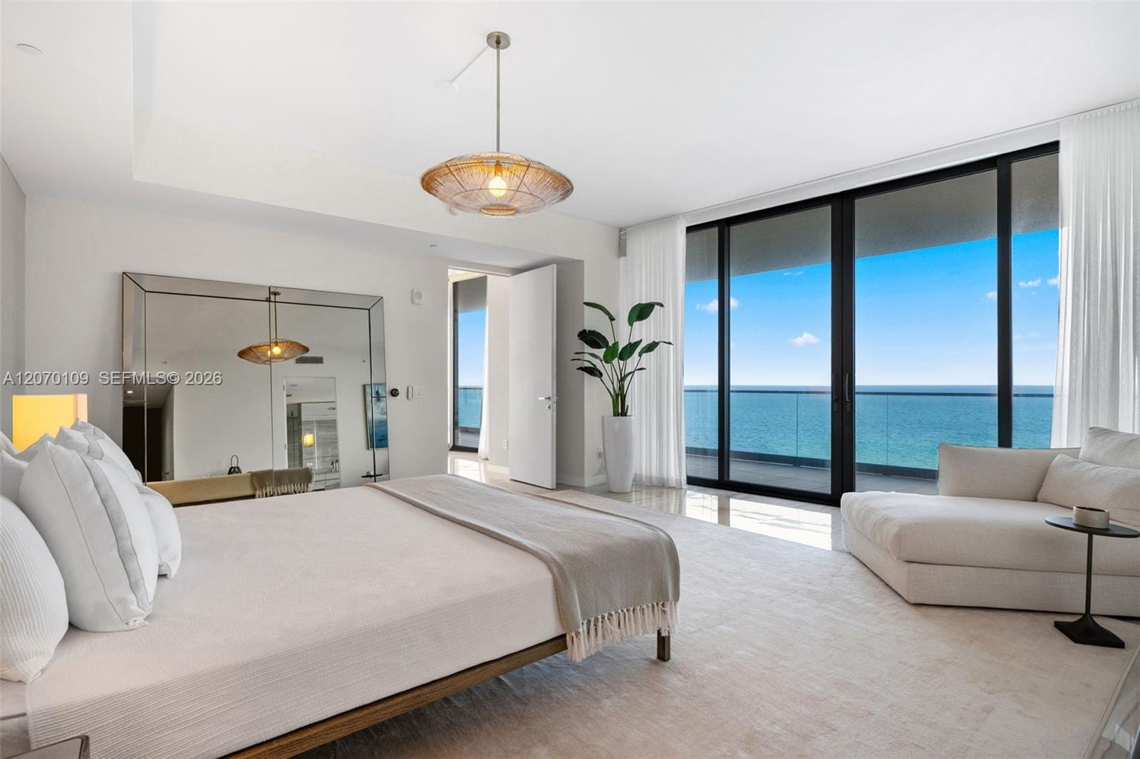 18975 Collins Avenue 600 — photo 10