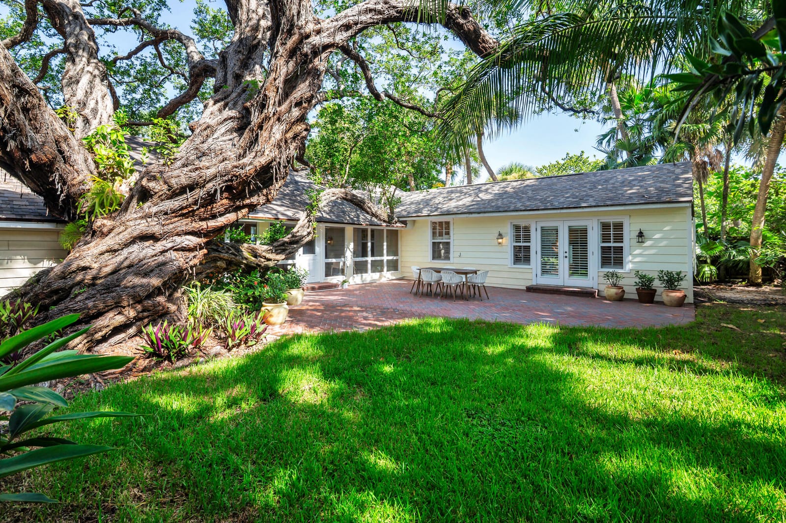 1161 N OCEAN Way, Palm Beach, FL 33480 photo 21