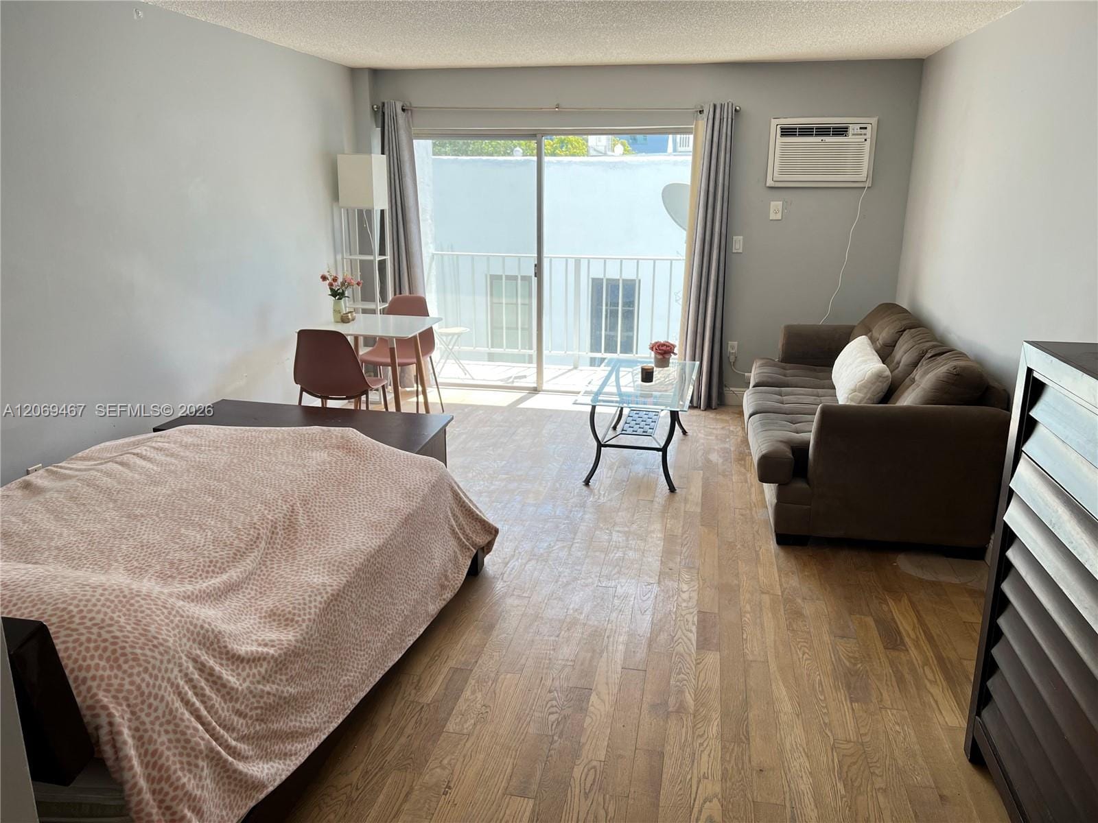 221 Meridian Avenue 305, Miami Beach, FL 33139 photo 3