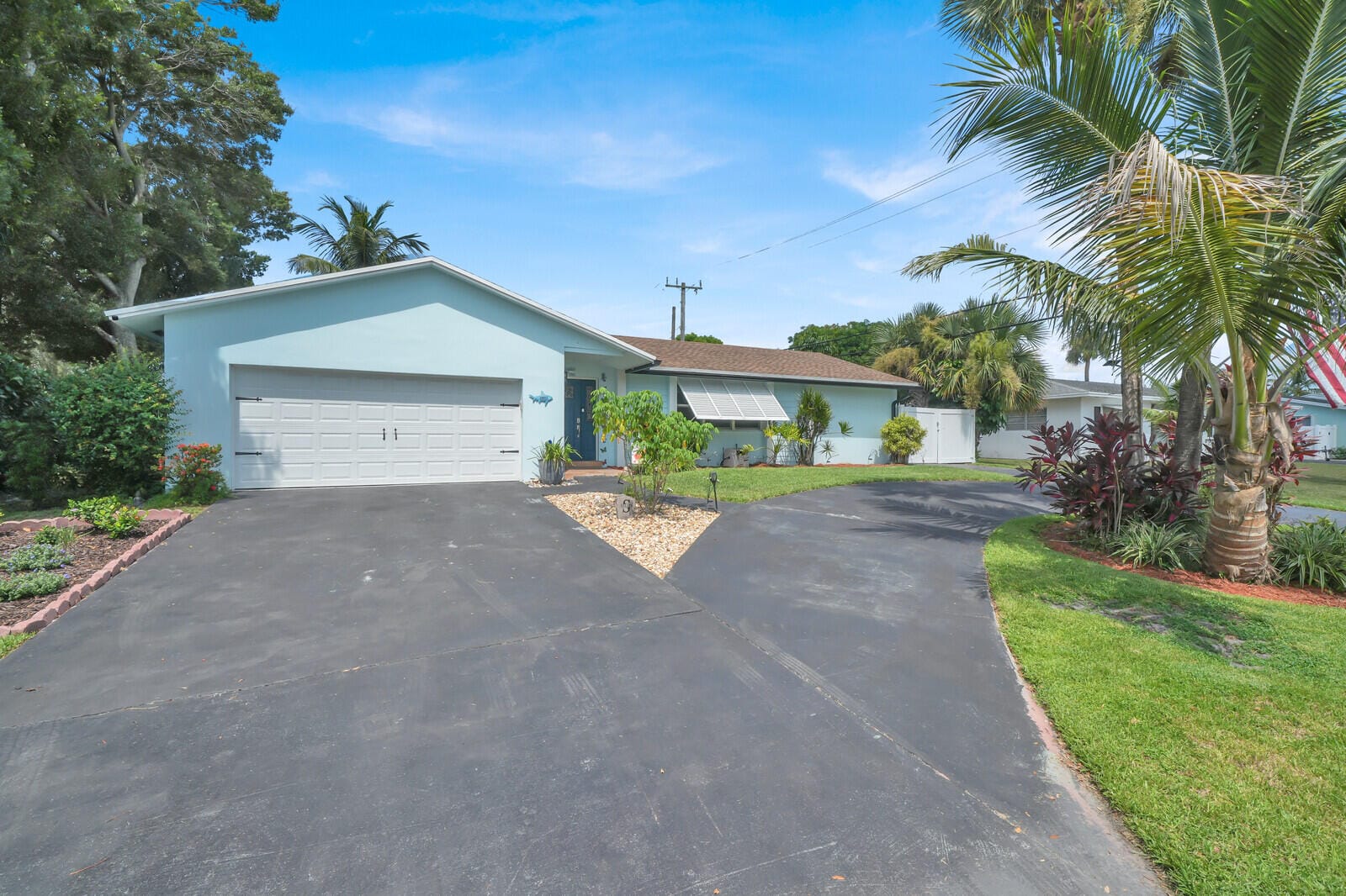 10015 DAISY Avenue — photo 3