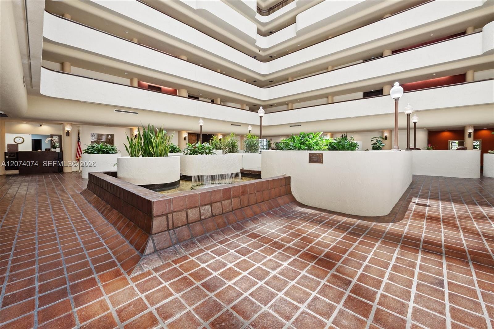 600 Biltmore Way 1214 — photo 3
