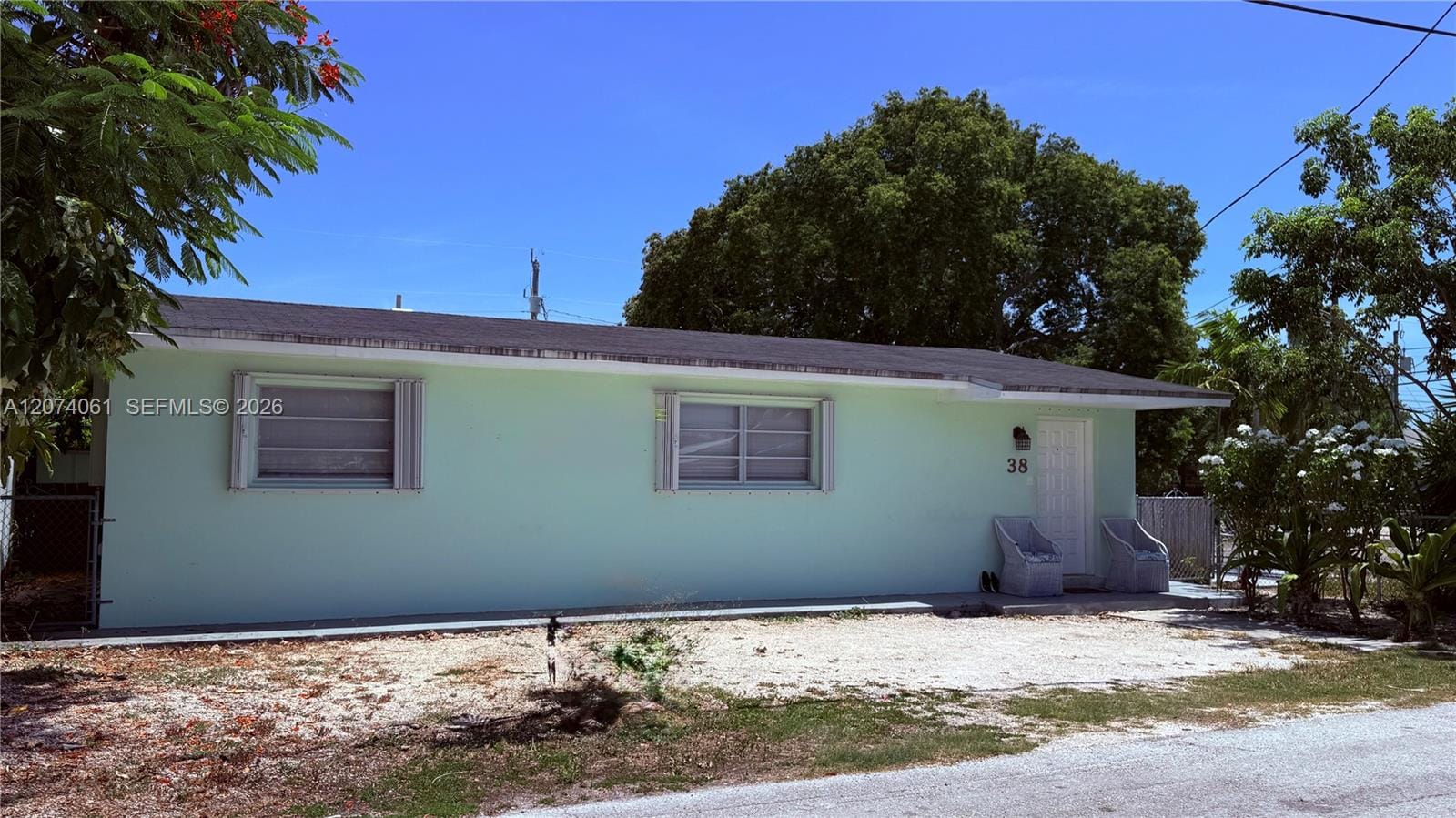 38 Silver Springs Drive, Key Largo, FL 33037 photo 2