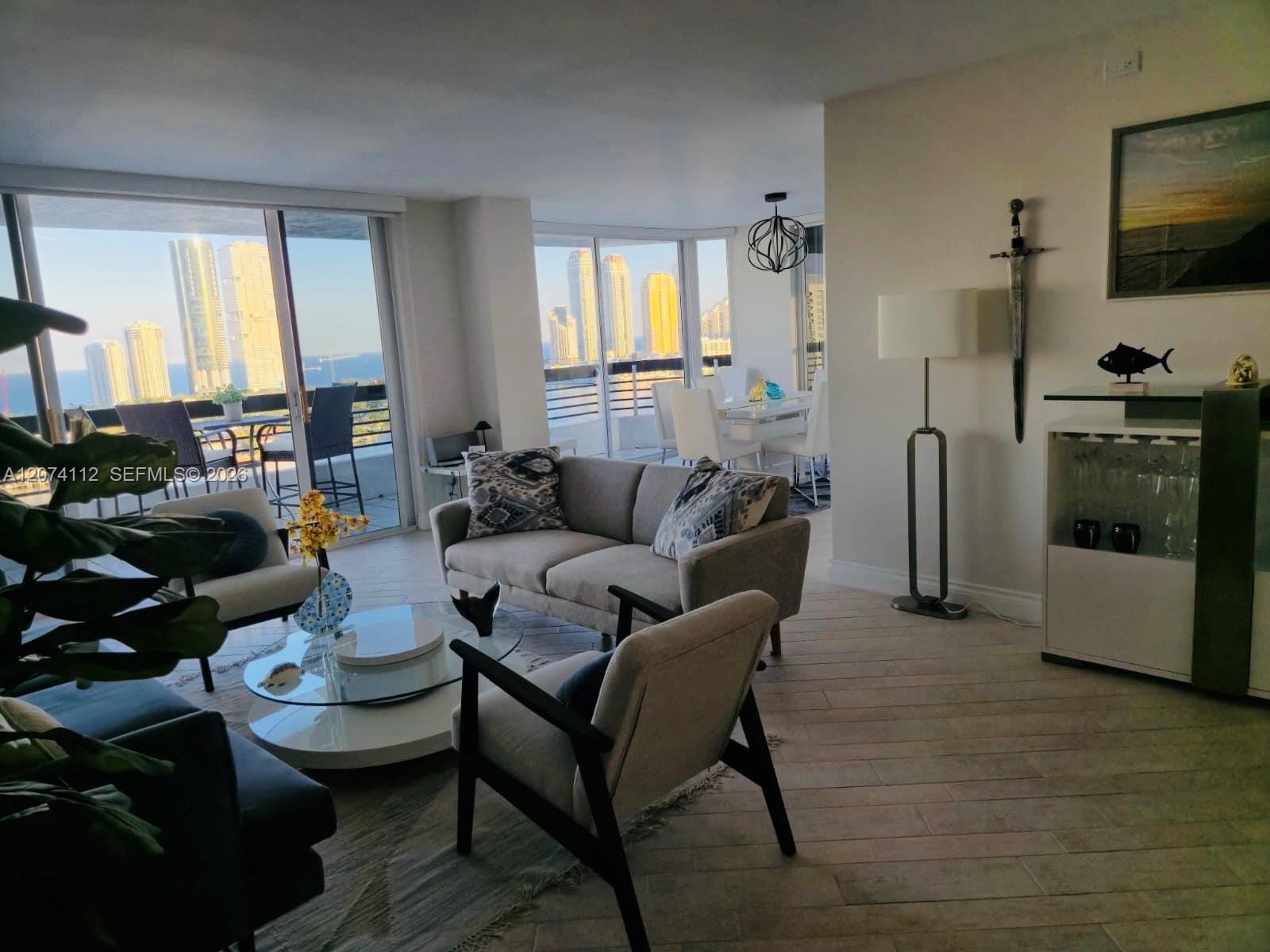 3530 Mystic Pointe Drive 2215 — photo 10