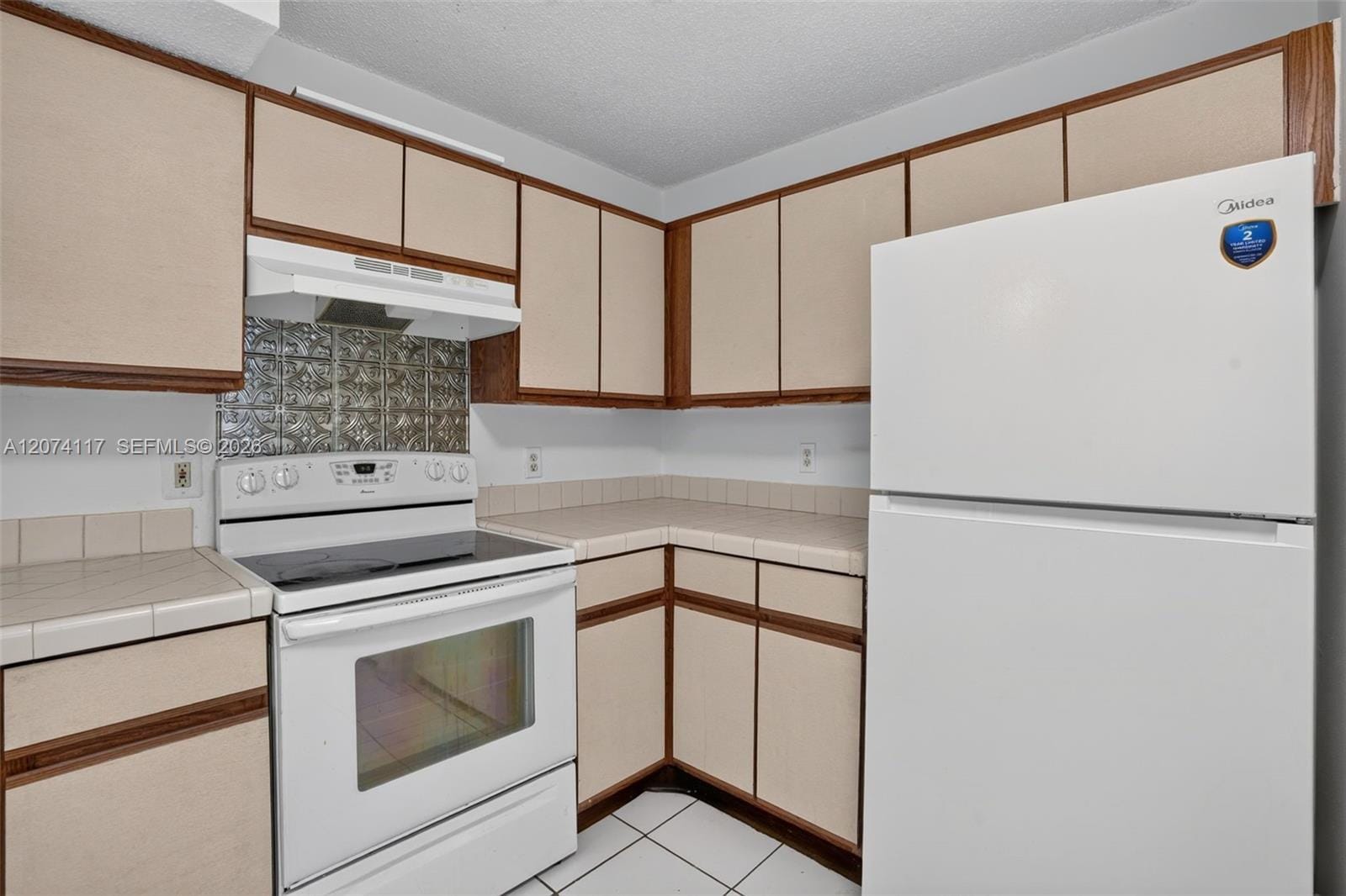 1080 N Franklin Avenue 1080E, Homestead, FL 33034 photo 13