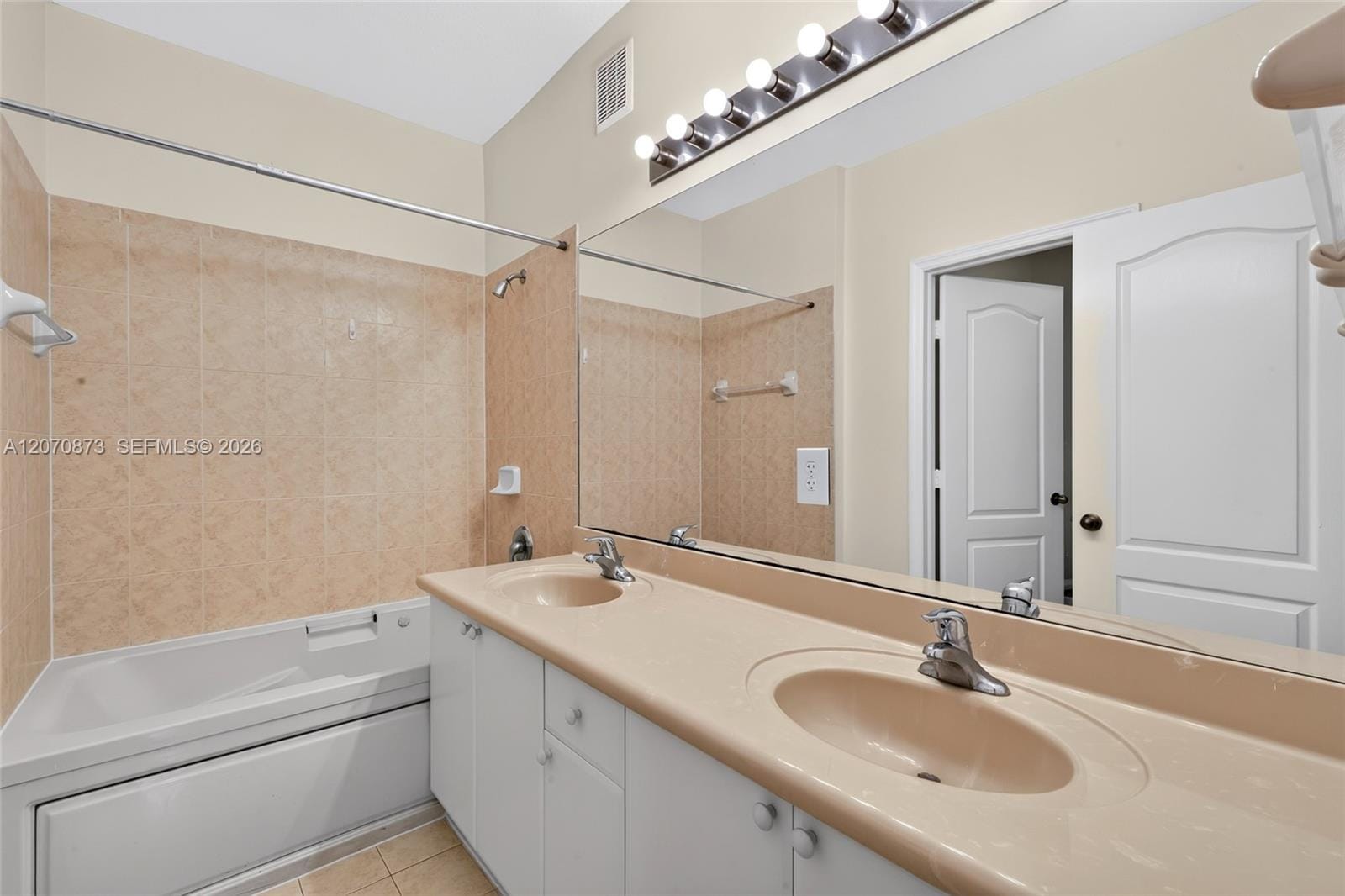 14946 SW 9th Way, Miami, FL 33194 photo 24
