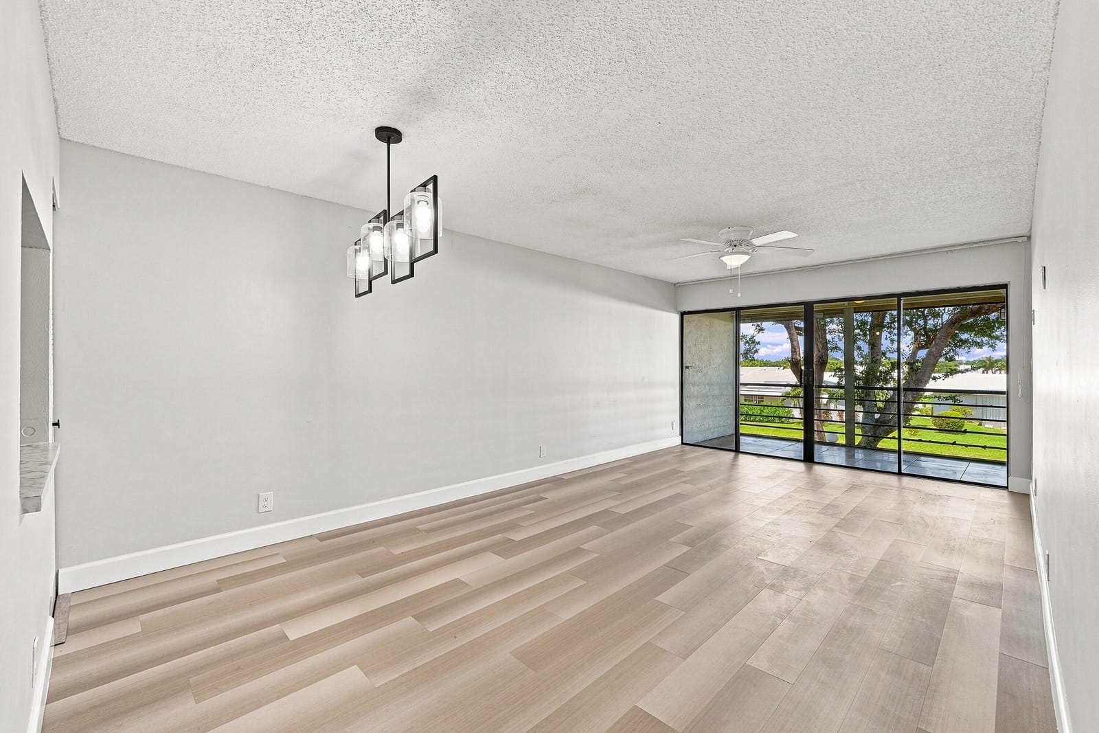 2181 W Woolbright Road N201 — photo 11