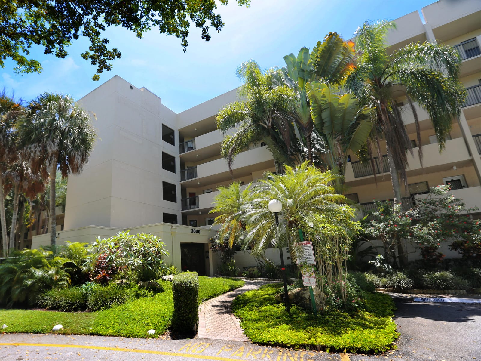 3000 NW 42ND Avenue B207, Coconut Creek, FL 33066