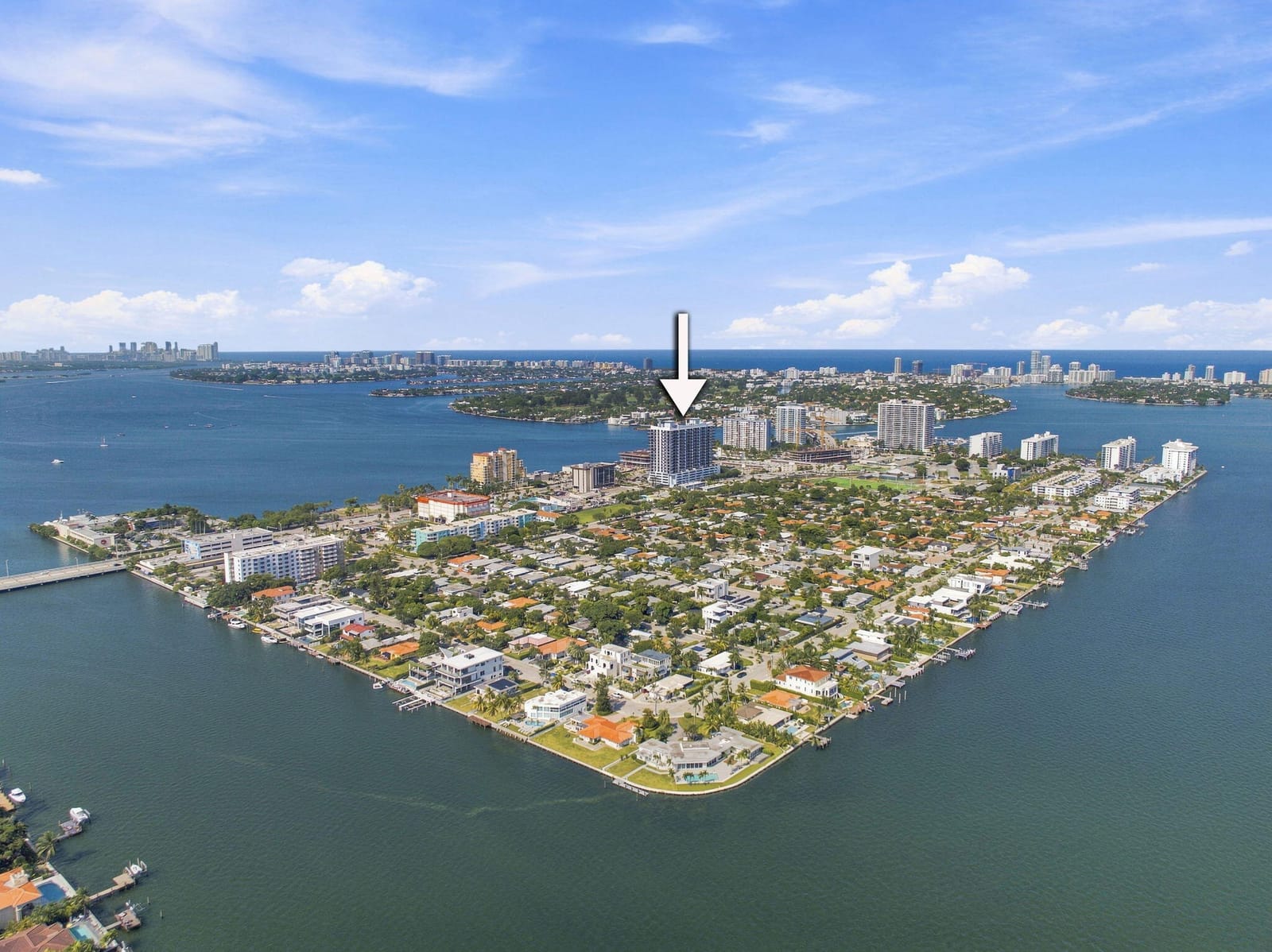 7901 HISPANOLA Avenue 1008, North Bay Village, FL 33141