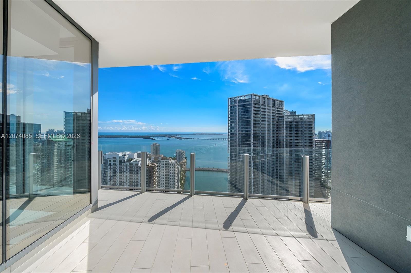 300 Biscayne Blvd Way 4605, Miami, FL 33131 photo 16