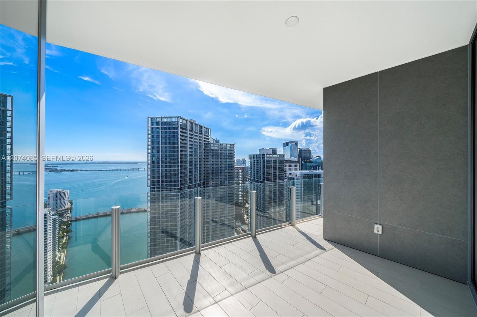 300 Biscayne Blvd Way 4605, Miami, FL 33131 photo 17