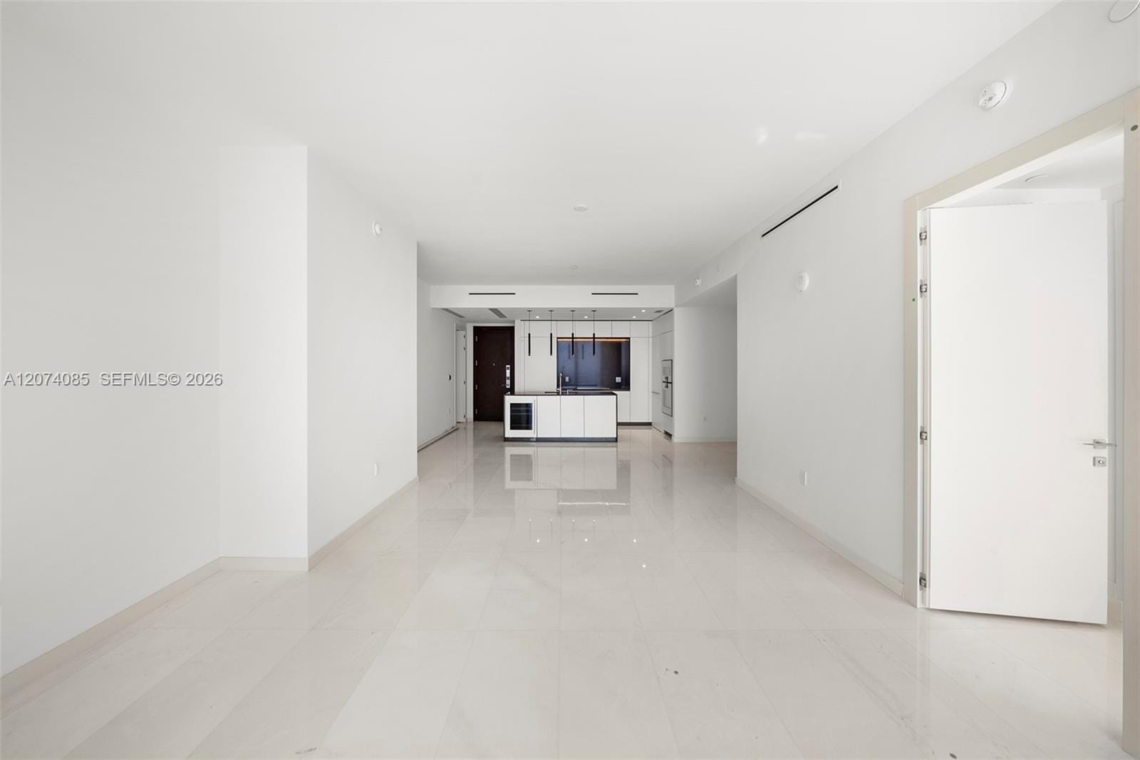 300 Biscayne Blvd Way 4605, Miami, FL 33131 photo 5