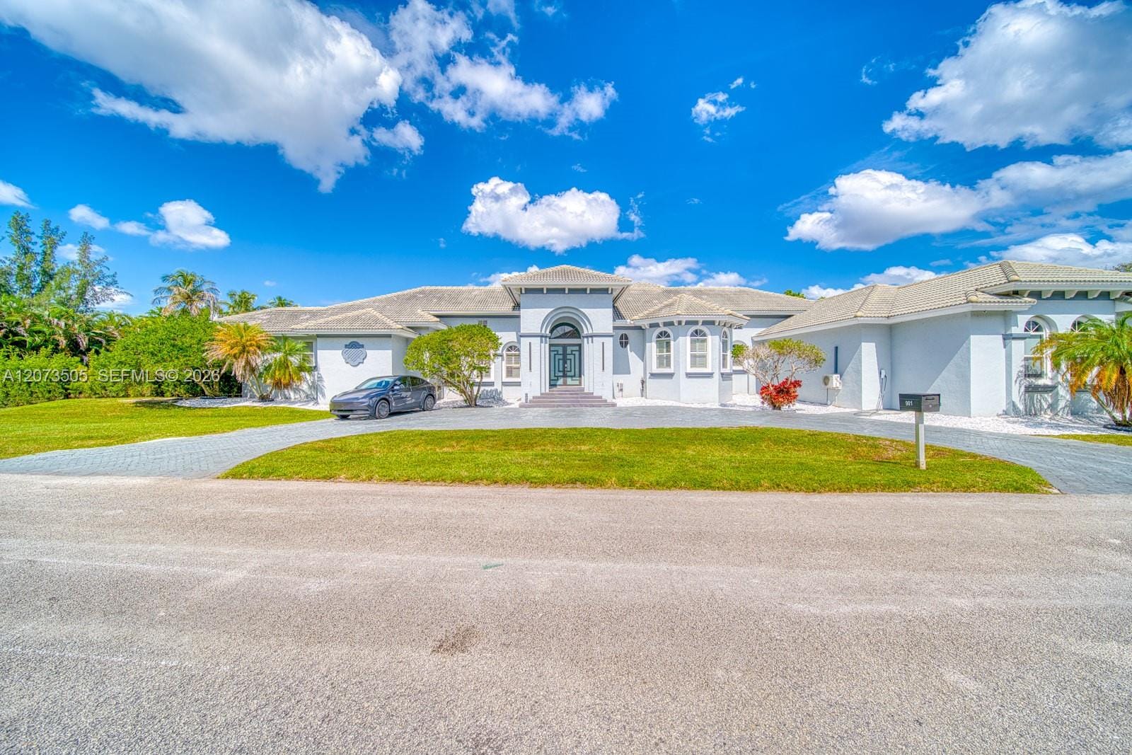 901 NW 122nd Avenue, Plantation, FL 33325