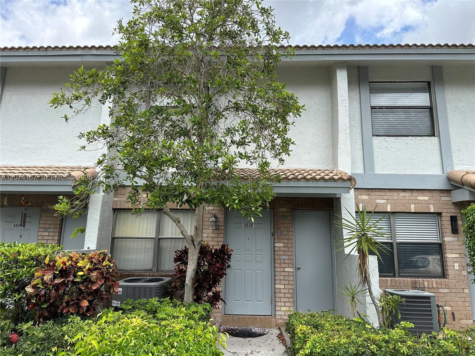 9849 S Riverside Drive 8-26