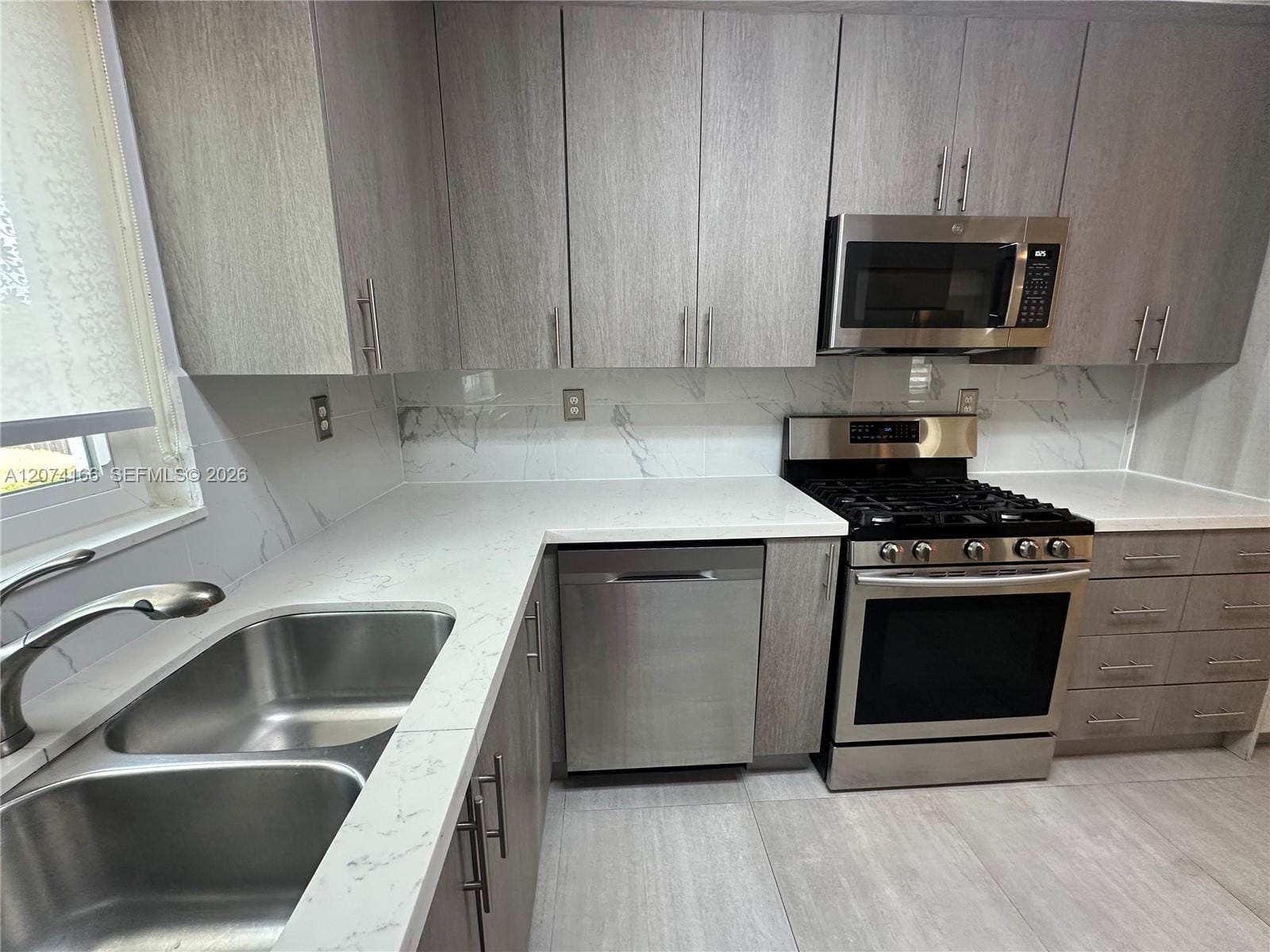 9461 SW 62nd Street, Miami, FL 33173 photo 8