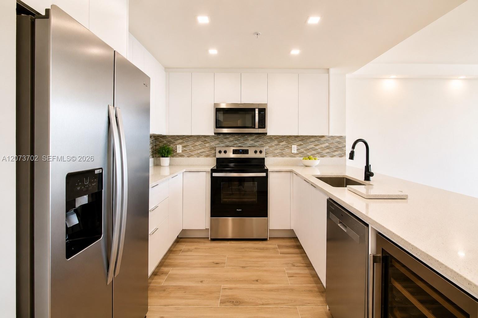 5601 Collins Avenue 1009, Miami Beach, FL 33140 photo 13
