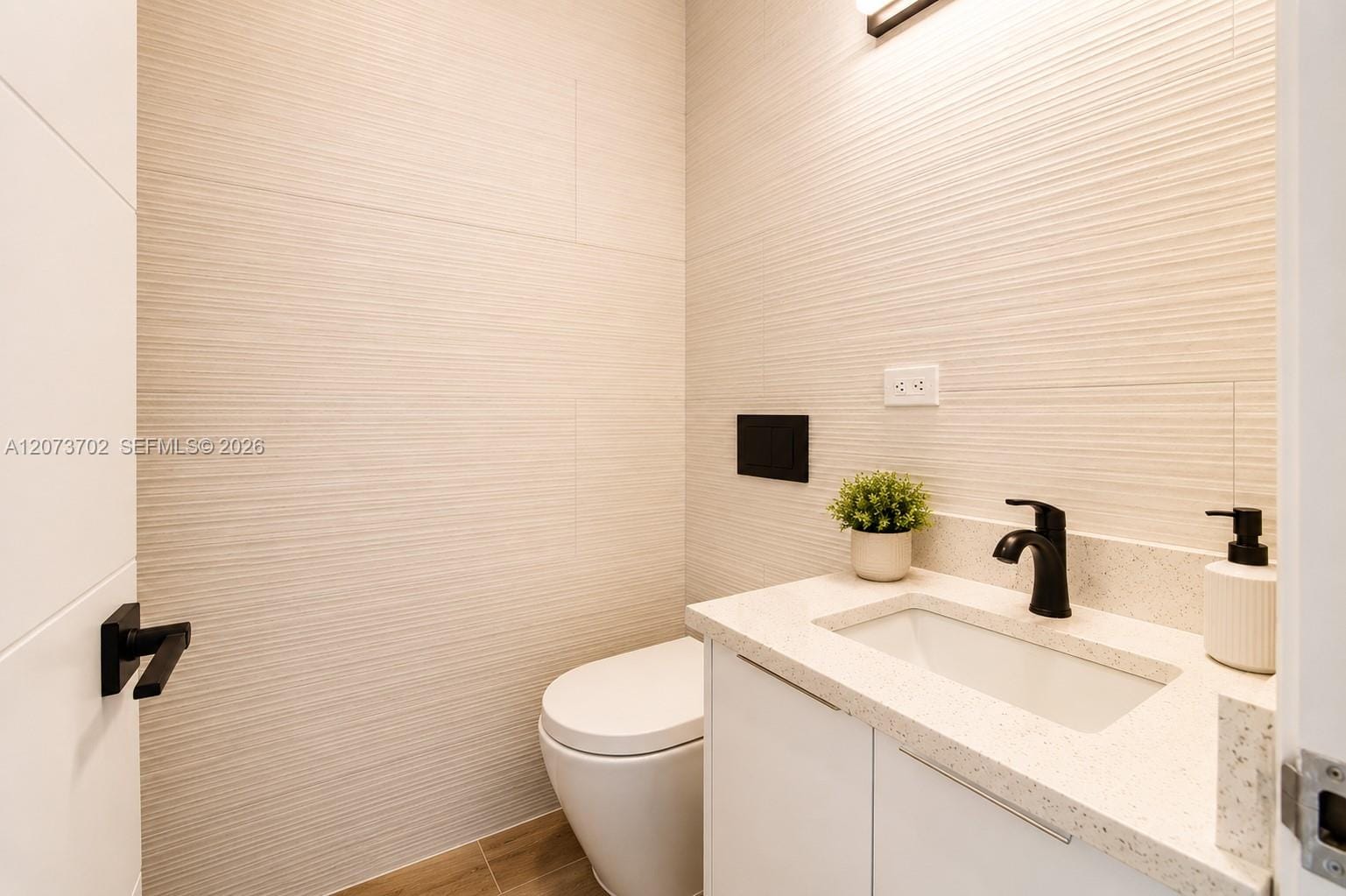 5601 Collins Avenue 1009, Miami Beach, FL 33140 photo 28