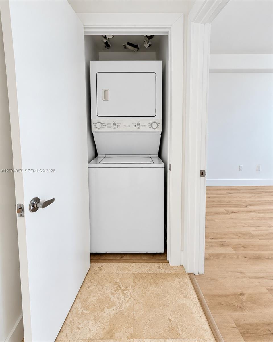 185 SE 14th Terrace 2206 — photo 11