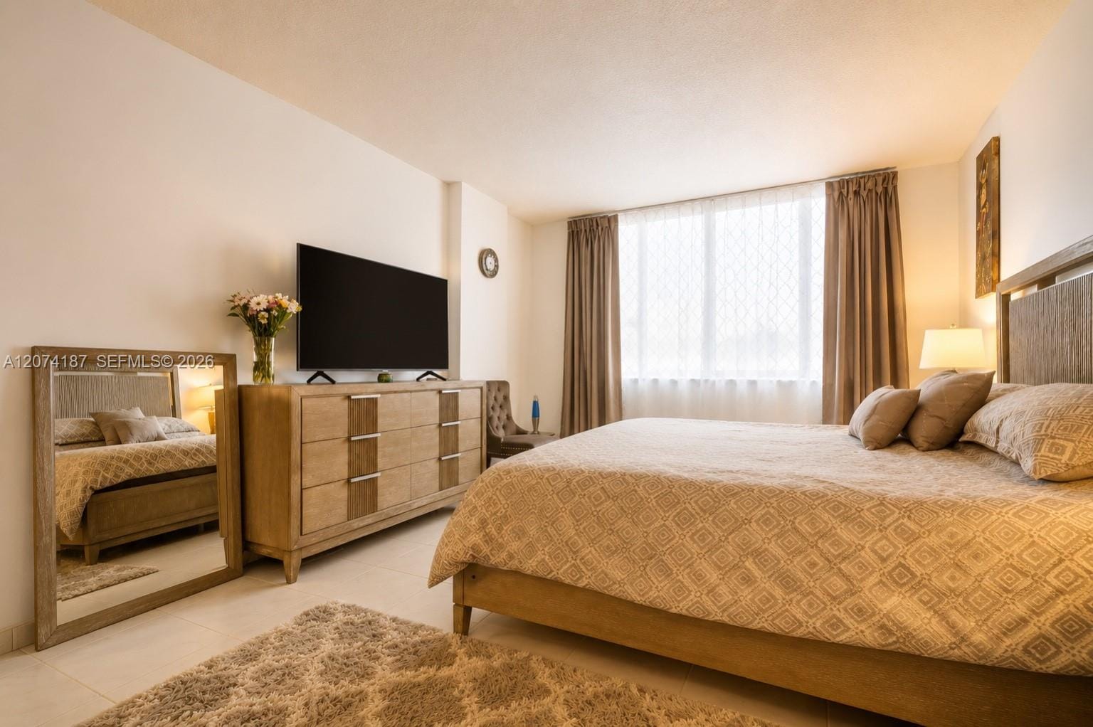 300 Bayview Drive 807 — photo 9