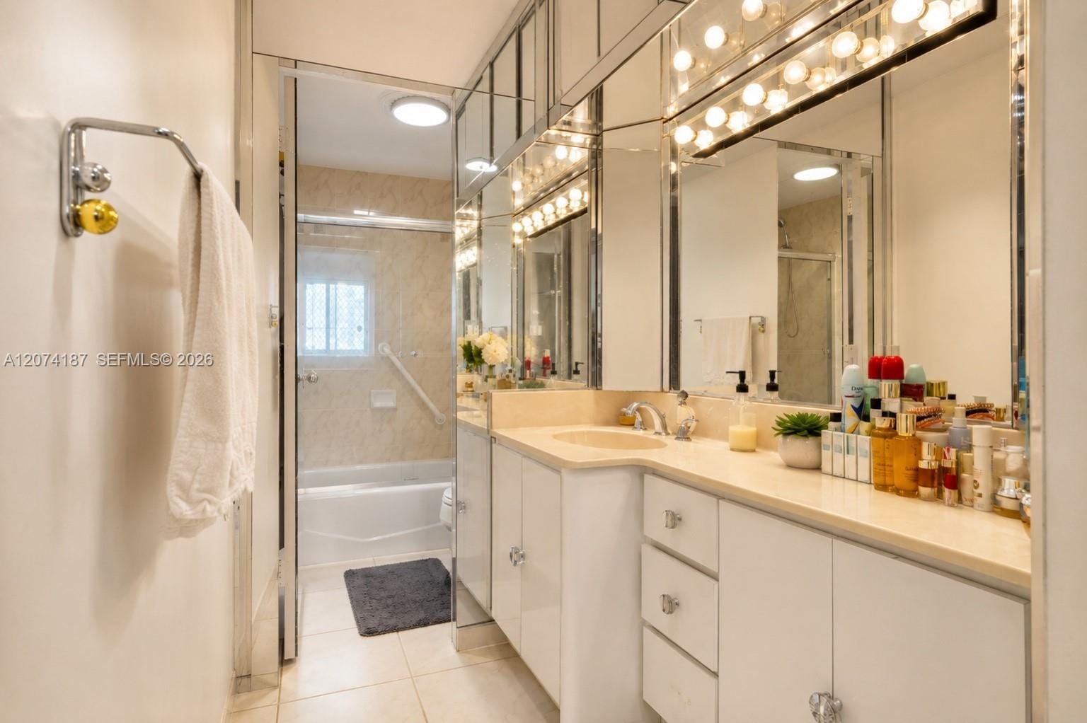 300 Bayview Drive 807, Sunny Isles Beach, FL 33160 photo 14
