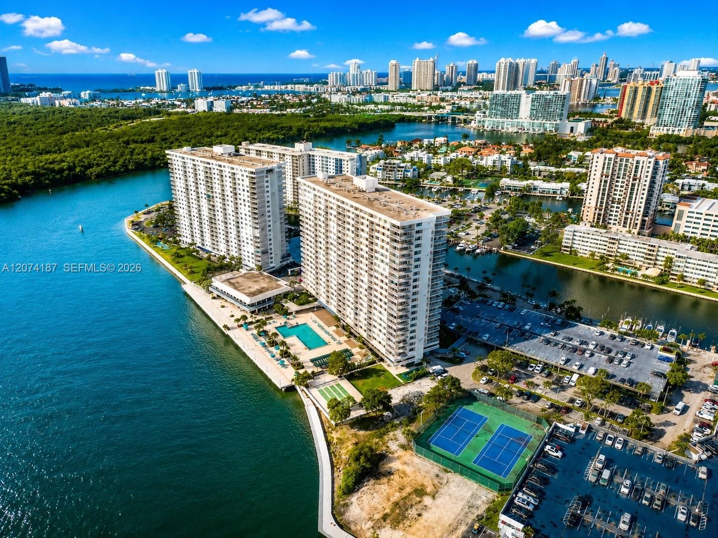 300 Bayview Drive 807, Sunny Isles Beach, FL 33160 photo 18