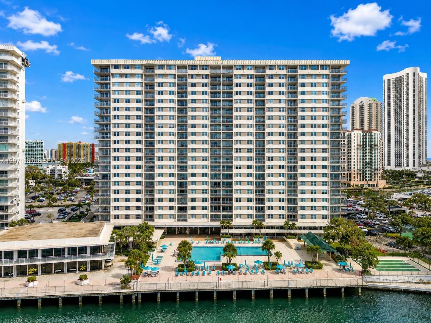 300 Bayview Drive 807, Sunny Isles Beach, FL 33160 photo 19