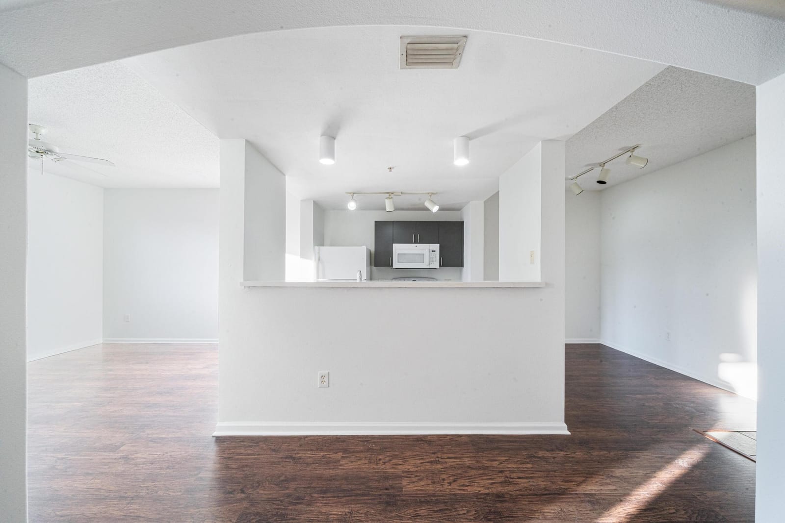 533 NE 3RD Avenue 541, Fort Lauderdale, FL 33301 photo 17
