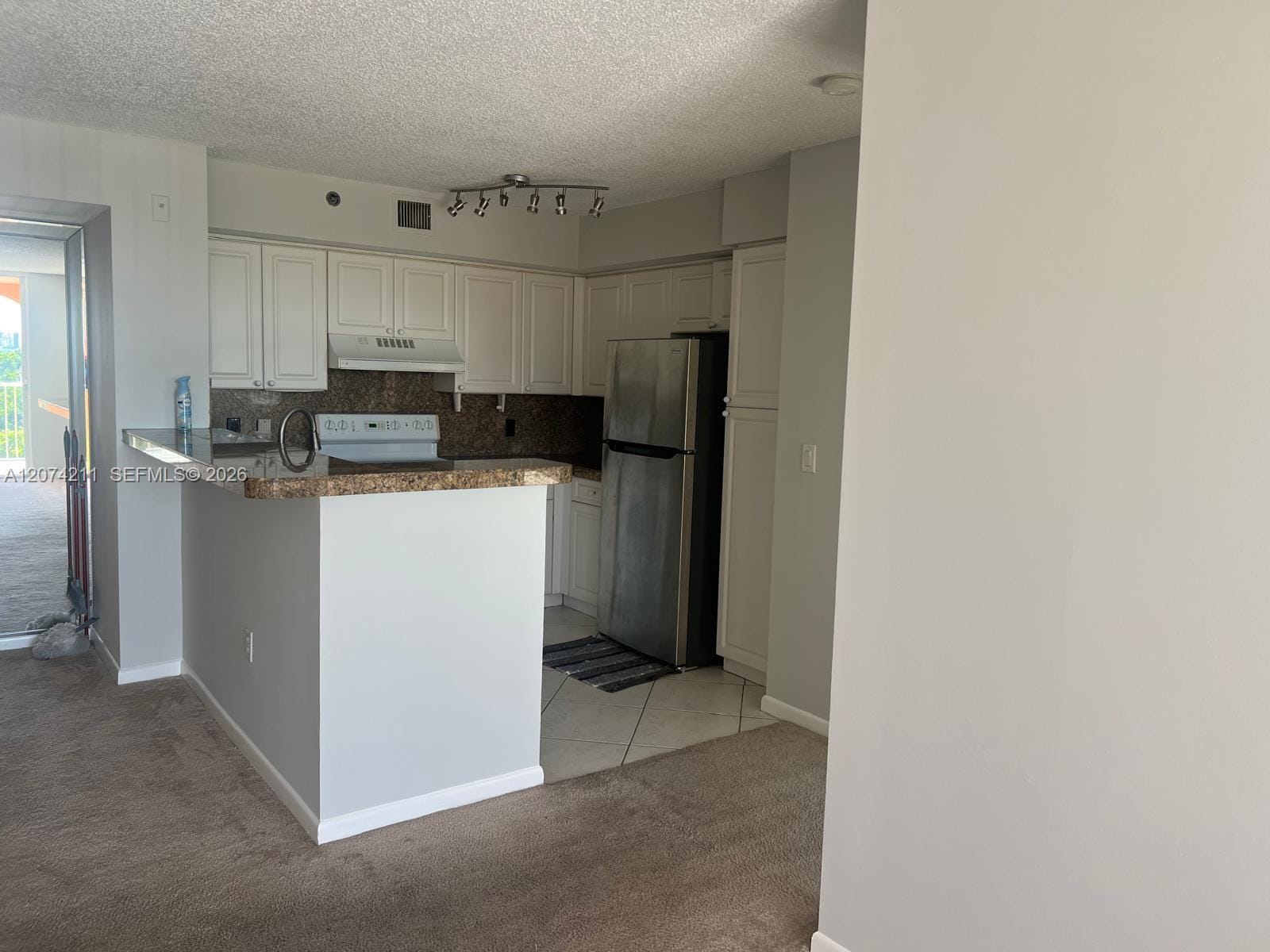 19601 E Country Club Drive 7603 — photo 10