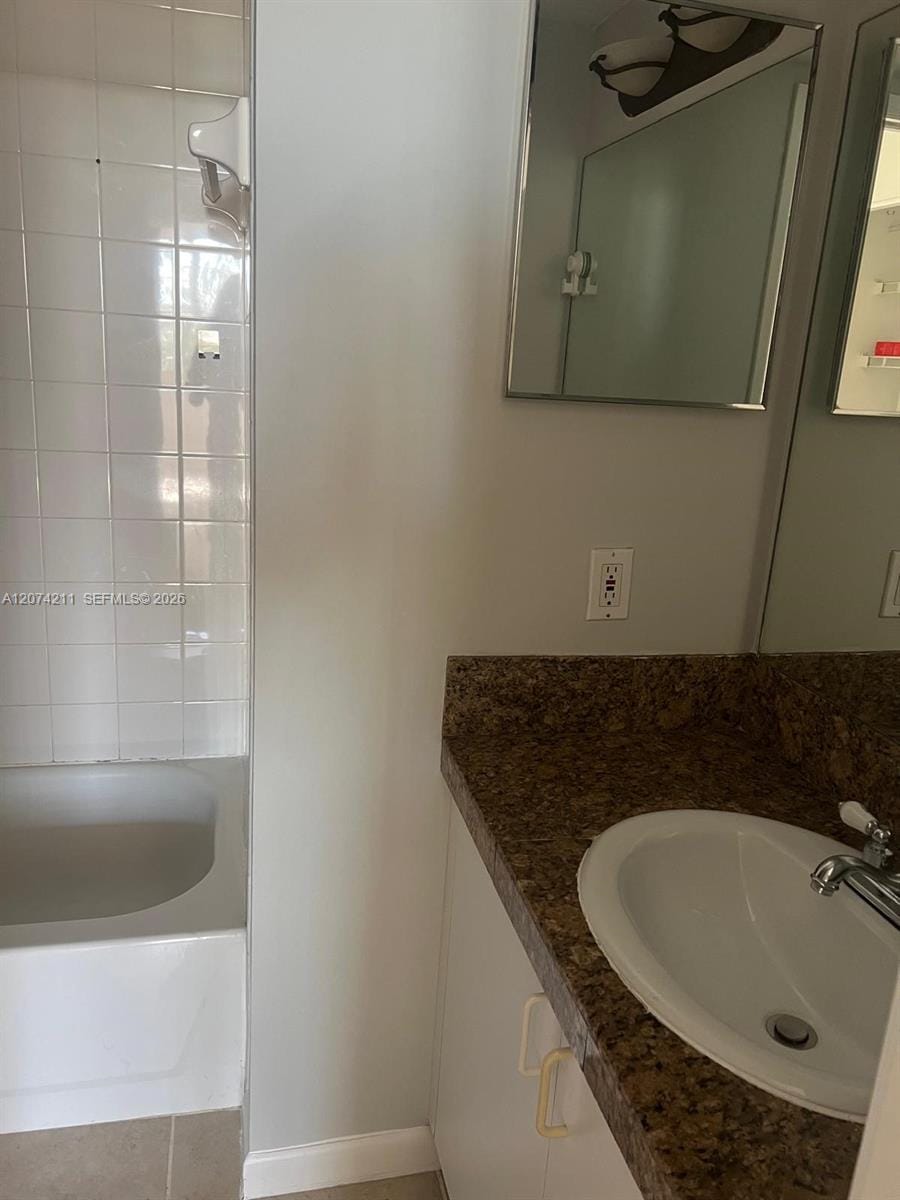 19601 E Country Club Drive 7603 — photo 3
