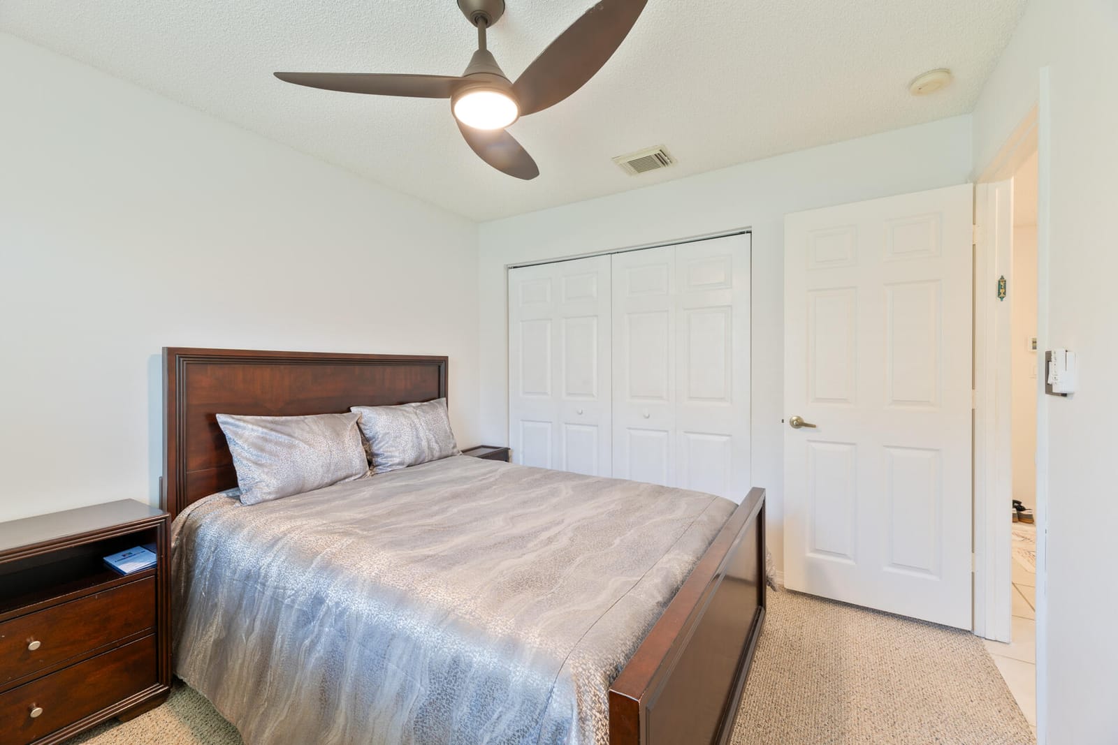 19200 NW 24TH Court, Pembroke Pines, FL 33029 photo 18
